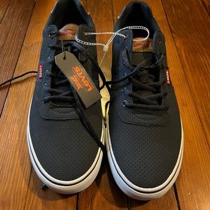 Levi’s size 13 mens sneaker